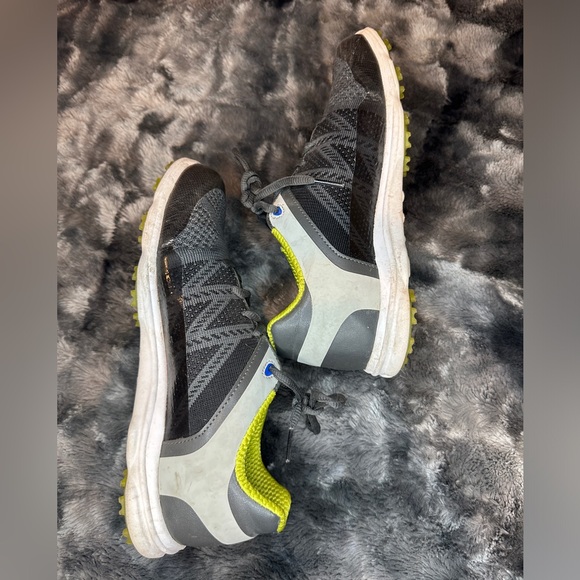 Women’s FootJoy Golf Shoes SZ 7 - Picture 2 of 5